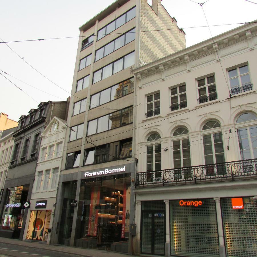 Huidreal Meir Antwerpen Buitenkant foto