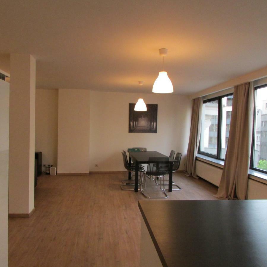 Huidreal Meir Antwerpen Buitenkant foto